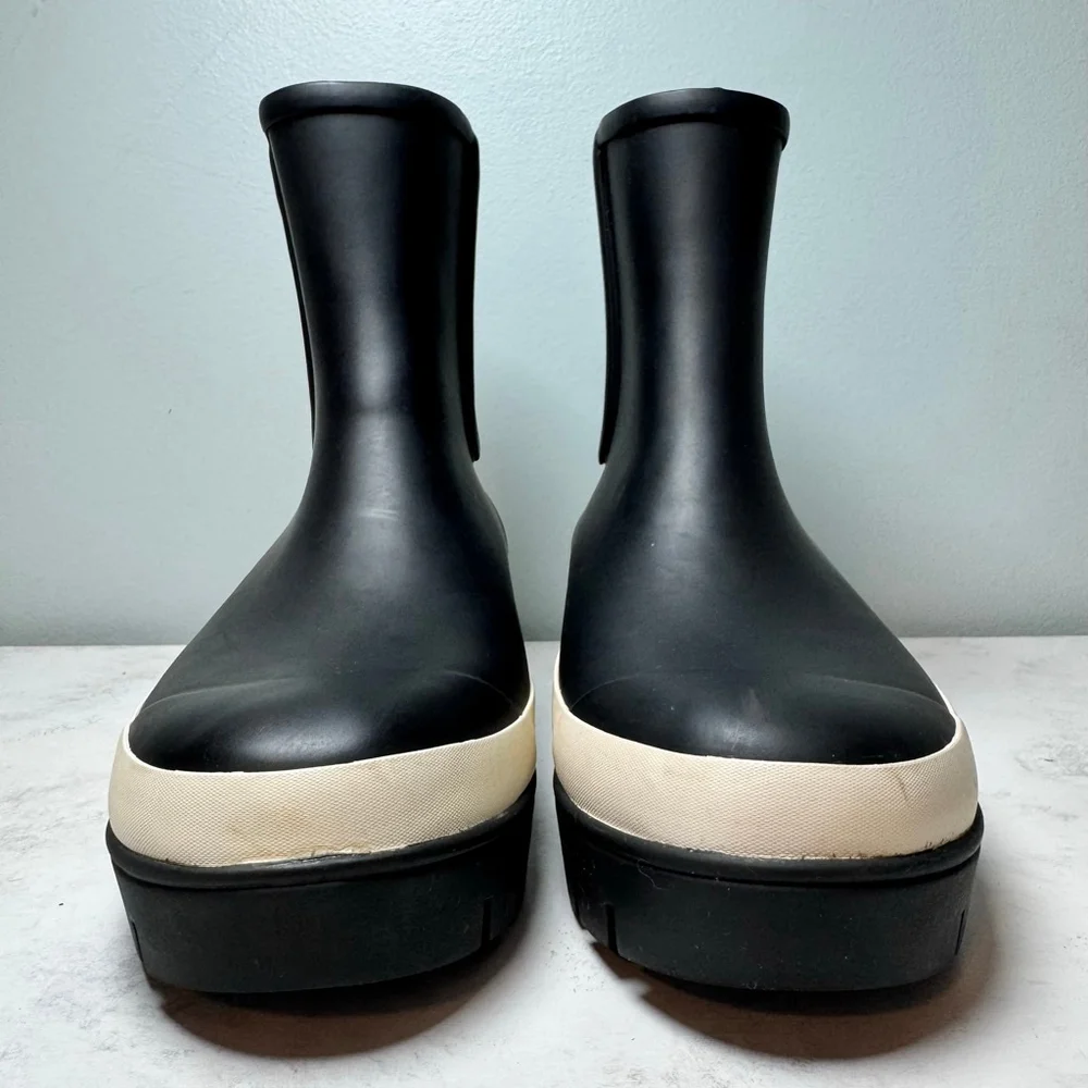 NEW Tory Burch Hurricane Rain Boots Size 7 Black White Olive Green Wellington